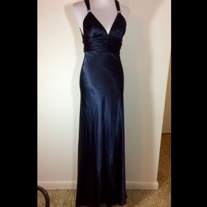 Adrianna Papell Size 2 Embellished Gown Blue